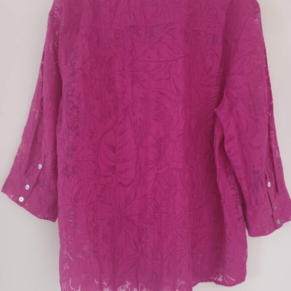 Chico’s Size XL Button Front Blouse Magenta Floral Burnout 3/4 Sleeve Top - Picture 6 of 6
